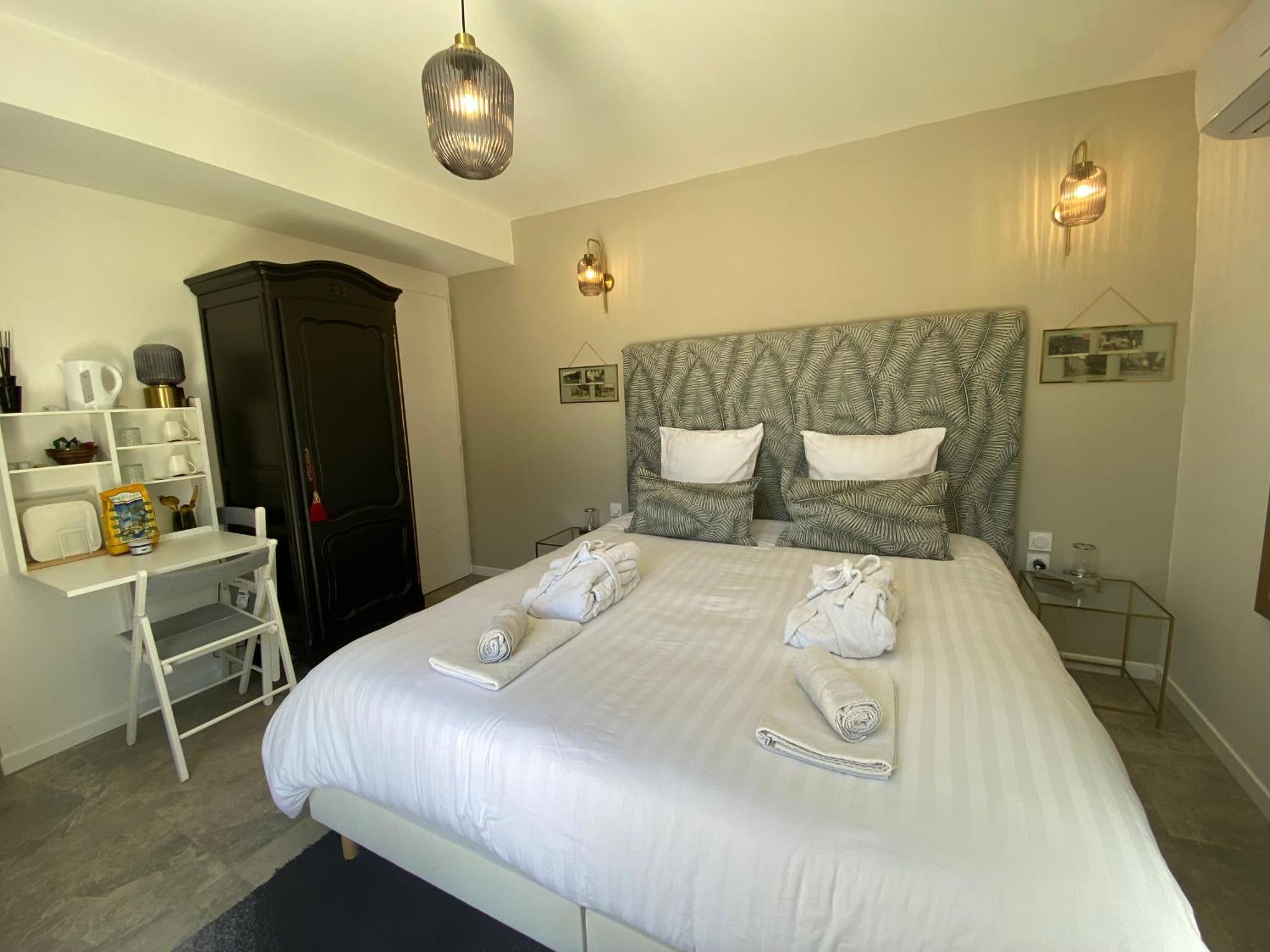 Besse-sur-Issole Villa Alba En Provence מראה חיצוני תמונה